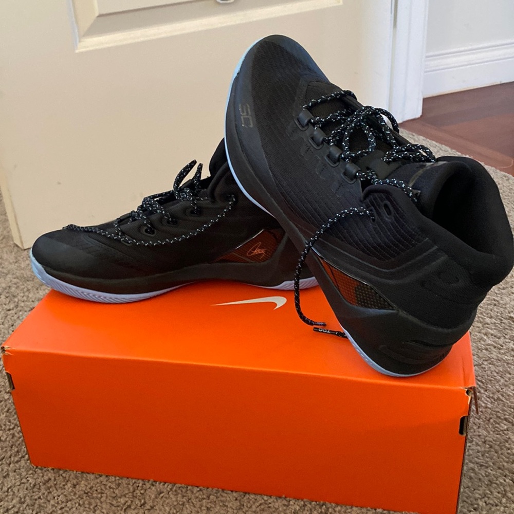 Under Armour Curry 3 ‘Black Carolina Blue’ Basketball Shoes Size 9 Brand New